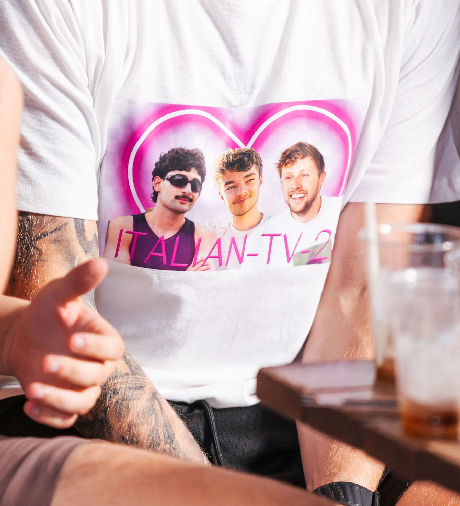ITALIAN-TV-2S T-Shirt - Image 4