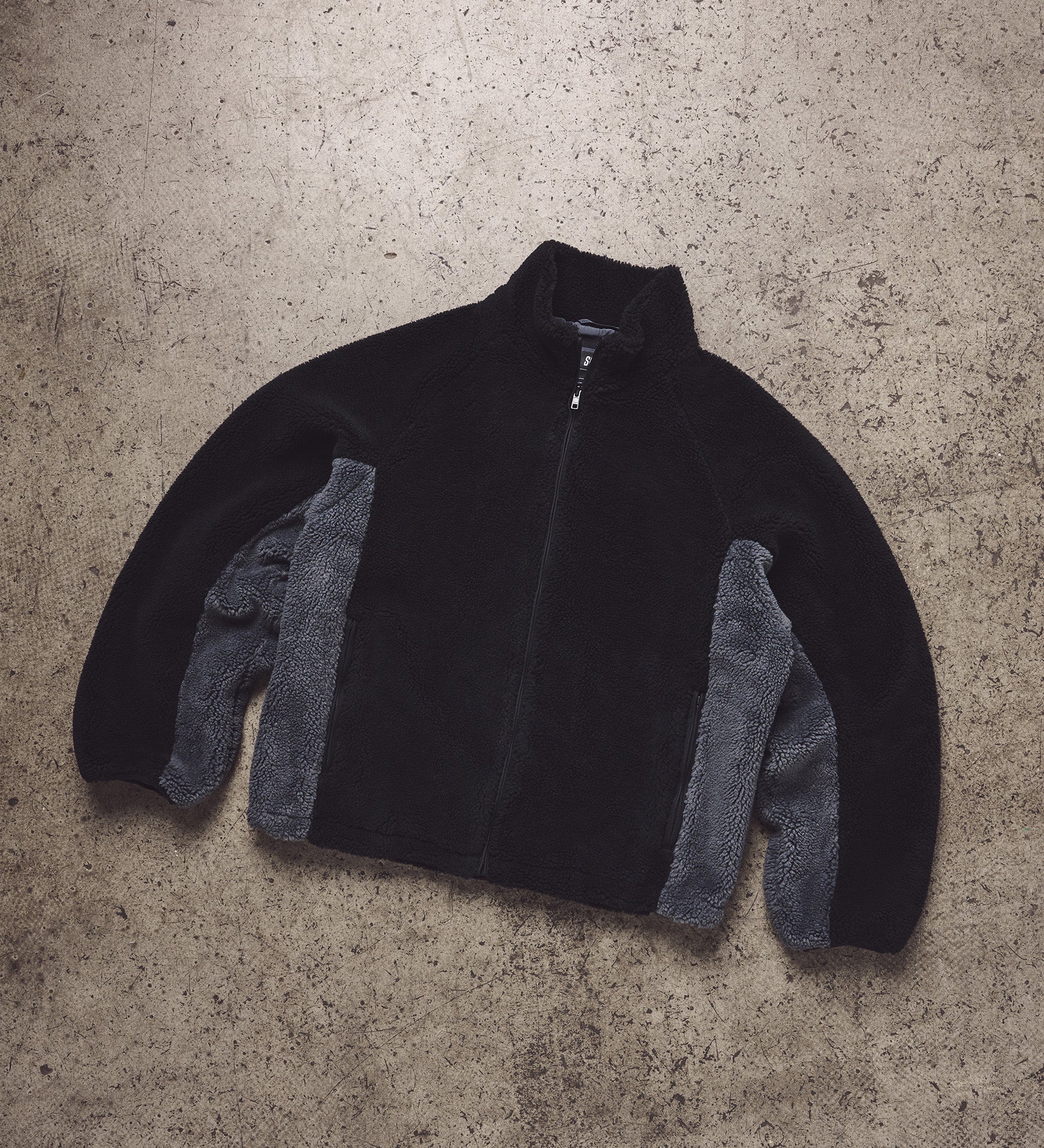 Studios ® Fleece [Black/Grey] - Image 3