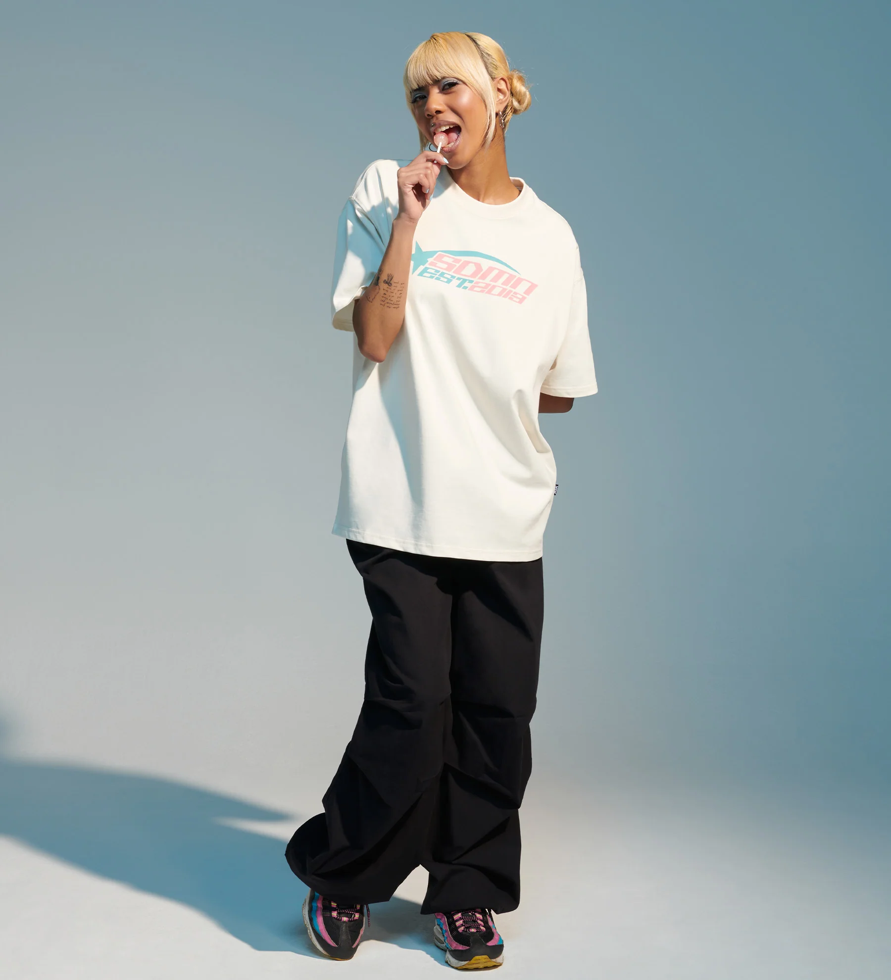 Y2K Shooting Stars T-Shirt [Ecru] - Image 2